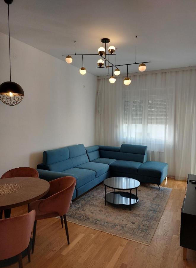 Apartment Kej Danube Lux Free Garage Novi Sad